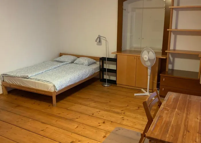 Three Bedrooms In Walking Center וינה