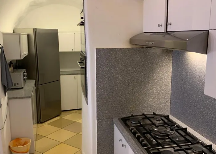 Three Bedrooms In Walking Center